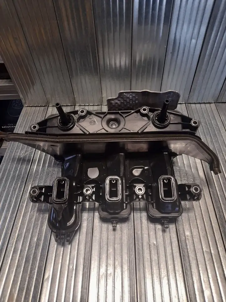 Nissan X-Trail T32 (2014 - 2021) 118302761R Шланг сапуна — фото 2