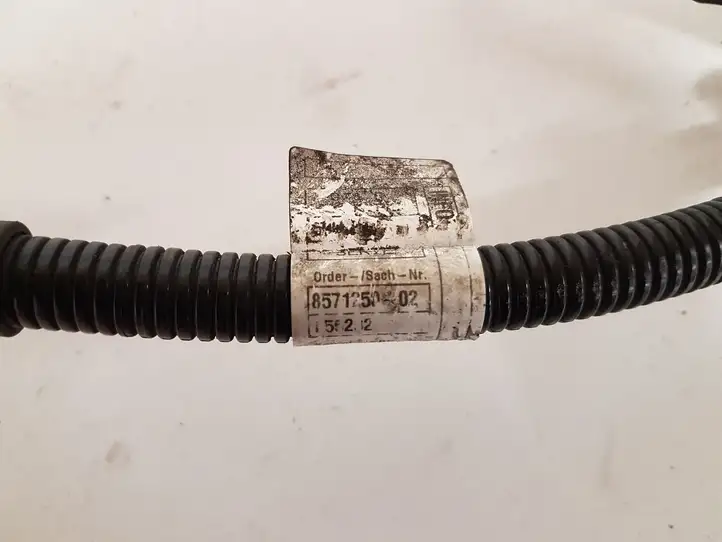 BMW 3 F30 F35 F31 (2012 - 2018) 8571250 Плюсовой провод аккумулятора — фото 6