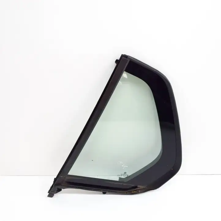 Volkswagen Golf VIII (2019 - )  5H4845213F Маленькое стекло 