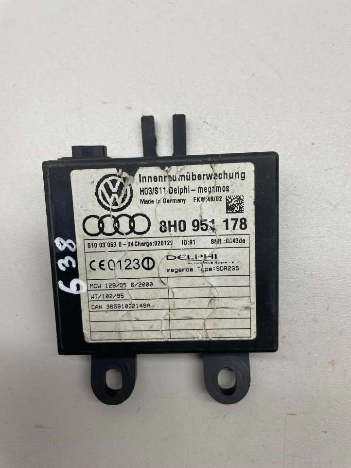 8h0951178 Audi A4 S4 B6 8E 8H Signalizacijos valdymo blokas