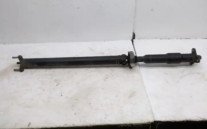 BMW 3 F30 F35 F31 (2012 - 2018)  7600185 Кардан в комплекте