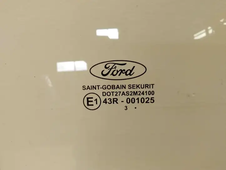 Ford S-MAX (2010 - 2015) Стекло задней двери — фото 2
