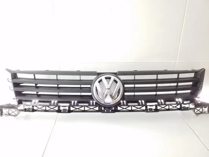 Volkswagen Caddy (2010 - 2015) 2K5853651 Верхняя решетка радиатора — фото 1