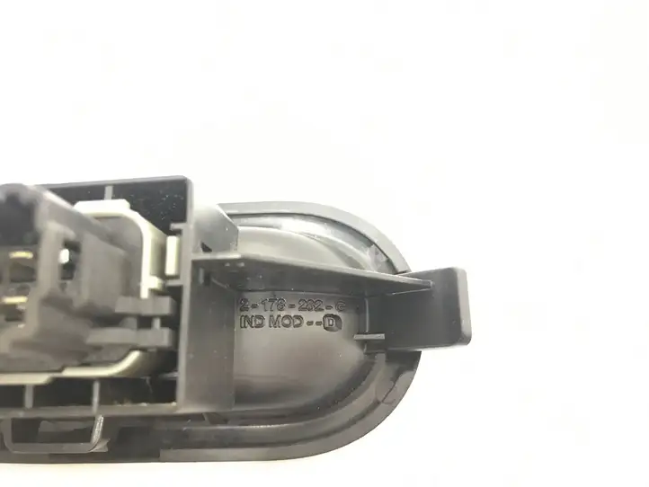 Renault Clio III (2005 - 2012) 8200294357 Кнопка стеклоподъемников — фото 4