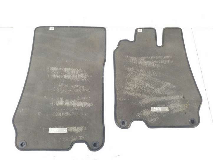 Mercedes-Benz SL R230 (2001 - 2012)  A2306805748 Комплект автомобильного коврика