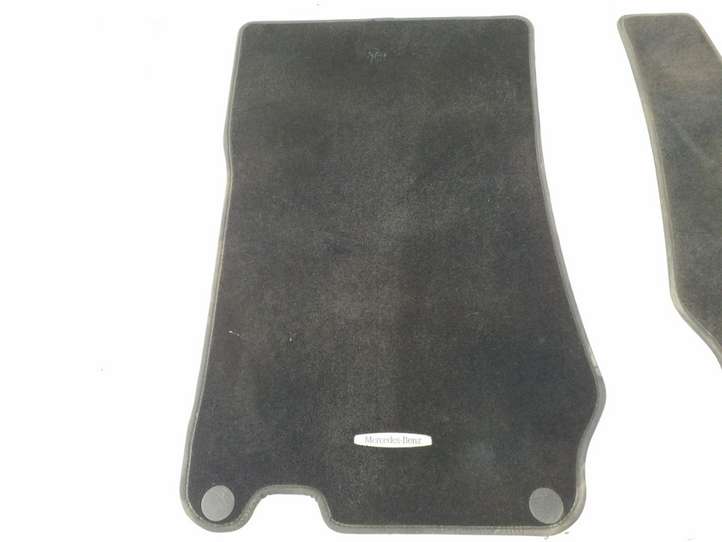 Mercedes-Benz SL R230 (2001 - 2012)  A2306805748 Комплект автомобильного коврика
