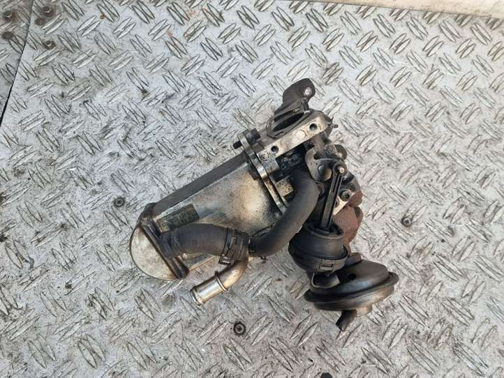 Audi Q7 (2005 - 2009)  059131511 Охладитель EGR