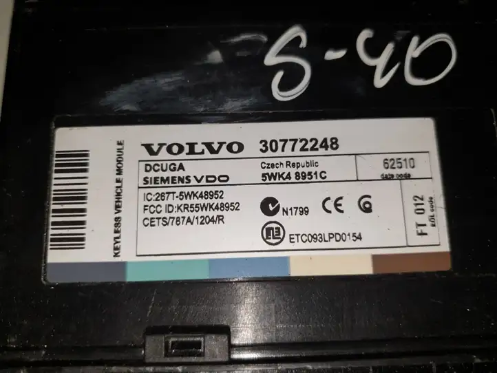 Volvo S40, V40 (2000 - 2004) 30772248 Блок бесключевого доступа — фото 3