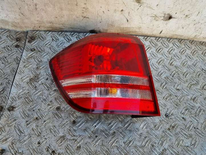 Dodge Journey (2007 - 2011)  05067785AD Задний фонарь в кузове