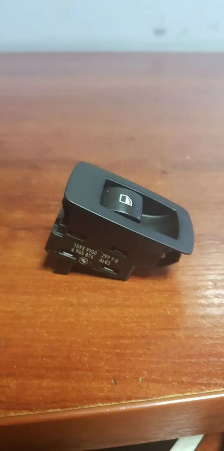 BMW 3 E90 E91 (2005 - 2012) 6945874 Кнопка стеклоподъемников — фото 2