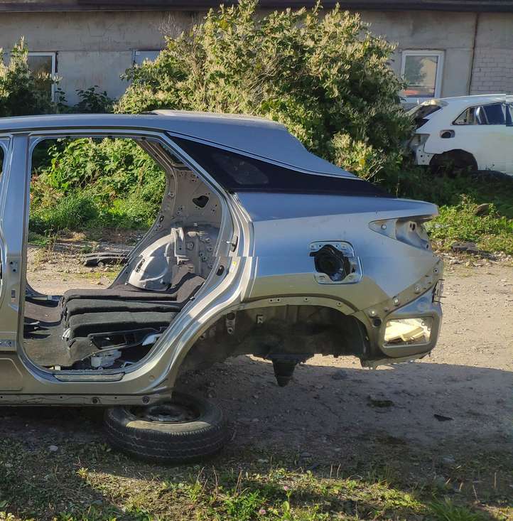 Lexus RX 450h (2015 - 2019)   Задняя четверть
