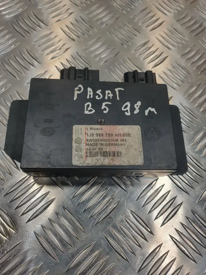 Volkswagen PASSAT B5 (1997 - 2000) 1J0959799AH Модуль комфорта — фото 1