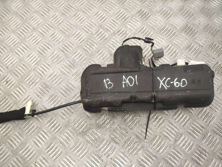 Volvo XC60 (2008 - 2013)  30754549 Притягиватель задней крышки