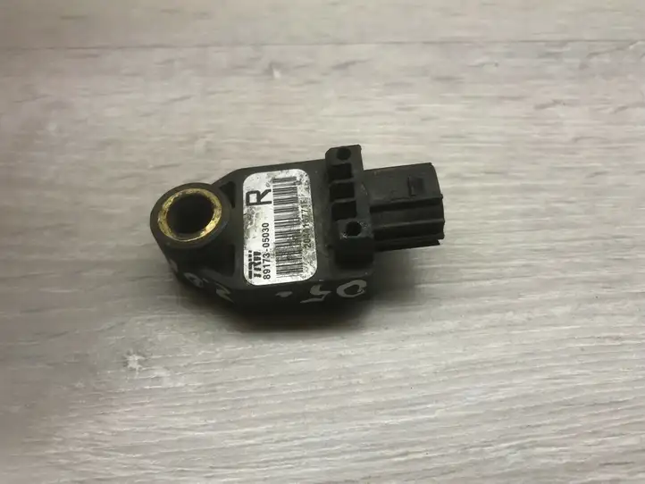 Toyota Avensis T250 (2003 - 2006) 8917305030 Датчик удара SRS — фото 2