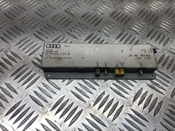 Audi A4 S4 B7 8E 8H (2004 - 2009) 8E9035225B Усилитель антенны — фото 1