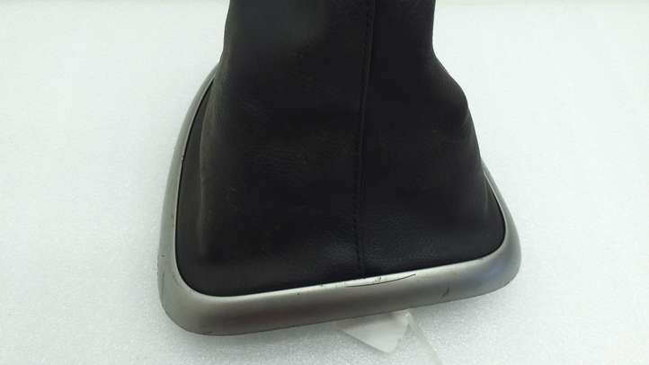 Nissan Qashqai (2010 - 2013)  96935JD000 Отделка рычага переключения передач (кожа, головка)