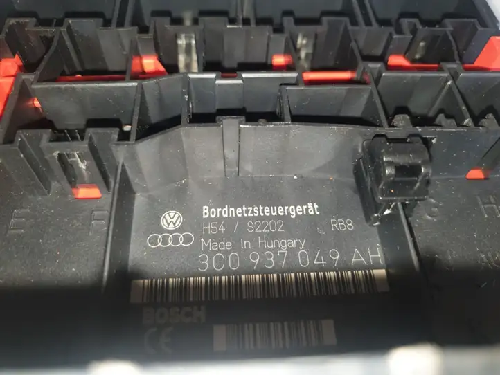 Volkswagen PASSAT B6 (2005 - 2010) 3C0937049AH Модуль комфорта — фото 3