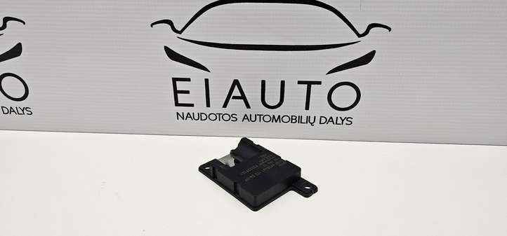 BMW X5 E70 (2006 - 2013)  6928461 Антенна Bluetooth