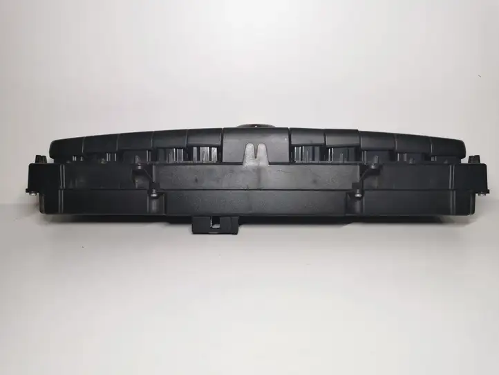 Mercedes-Benz Vito Viano W639 (2010 - 2015) 63954546073311030103 Включатель аварийных фонарей — фото 4