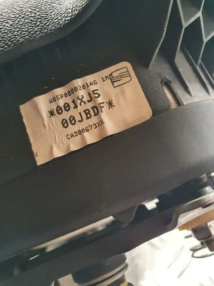 Seat Altea XL (2004 - 2015) 001XJ500JBDF Подушка безопасности руля — фото 3