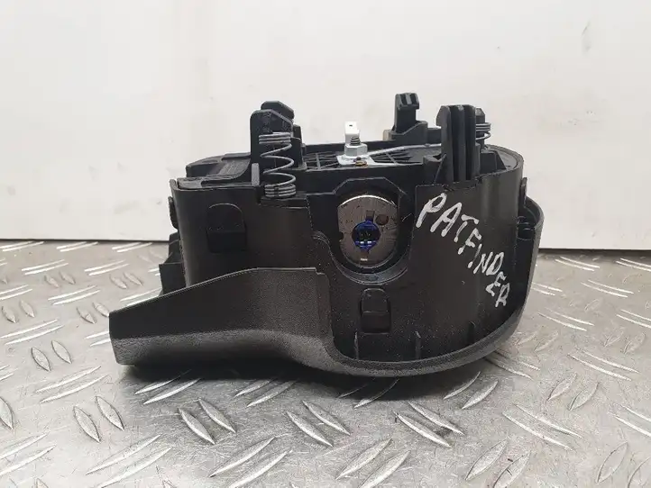 Nissan Pathfinder R51 (2005 - 2012) 6032032 Подушка безопасности руля — фото 3