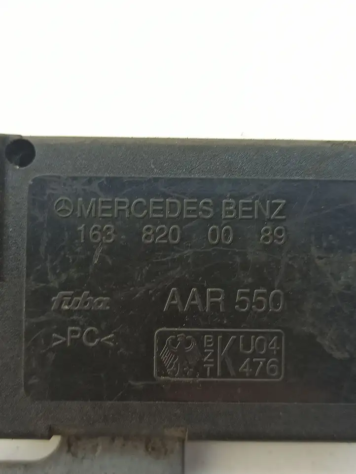 Mercedes-Benz ML W163 (1997 - 2005) 1638200089 Усилитель антенны — фото 2