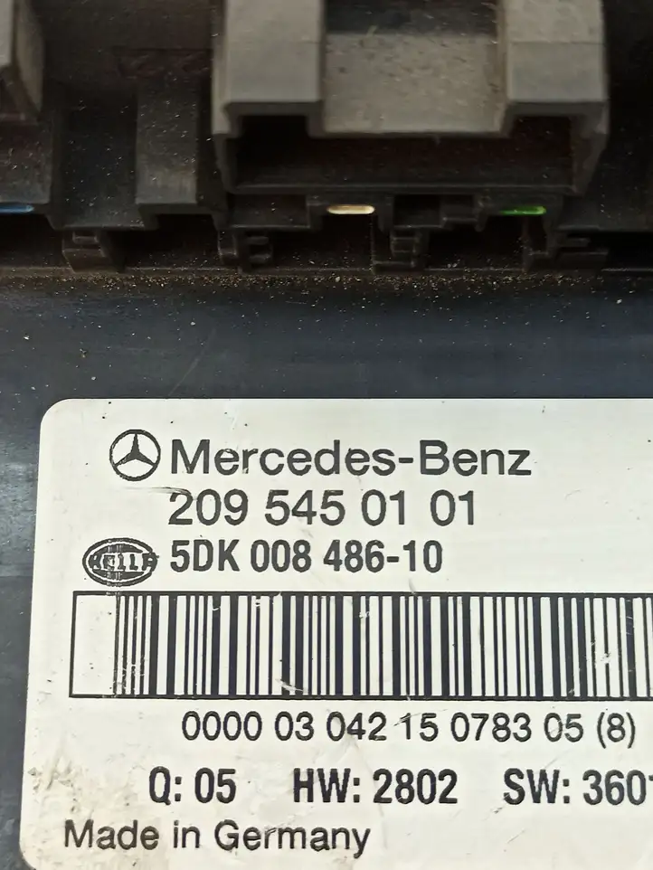 Mercedes-Benz C W203 (2000 - 2007) 2095450101 Модуль комфорта — фото 3