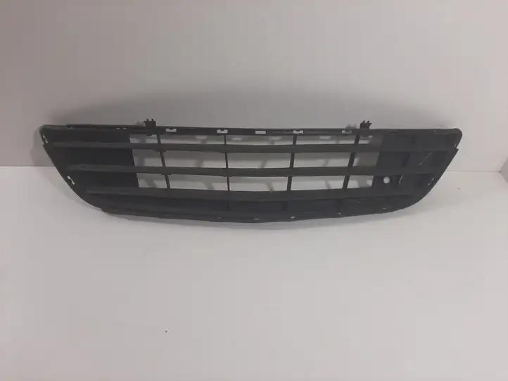 Opel Corsa D (2006 - 2010) 13179958 Нижняя решетка переднего бампера — фото 1