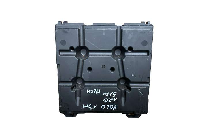 Volkswagen Polo (2009 - 2015)  6R0937088F Mодуль kомфортa