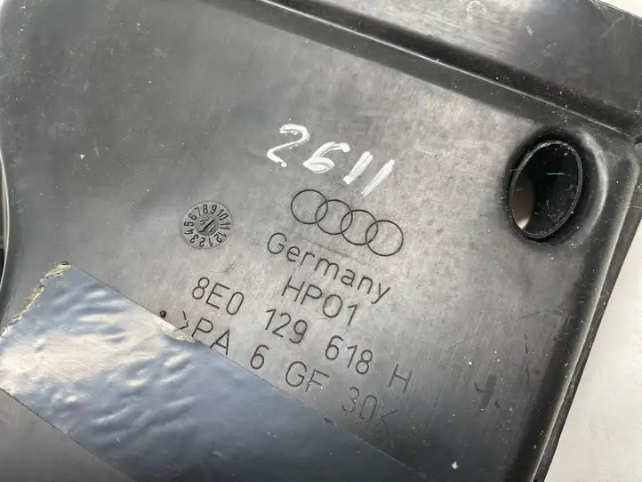 Audi A4 S4 B7 8E 8H (2004 - 2009) Детали воздухозаборника — фото 3