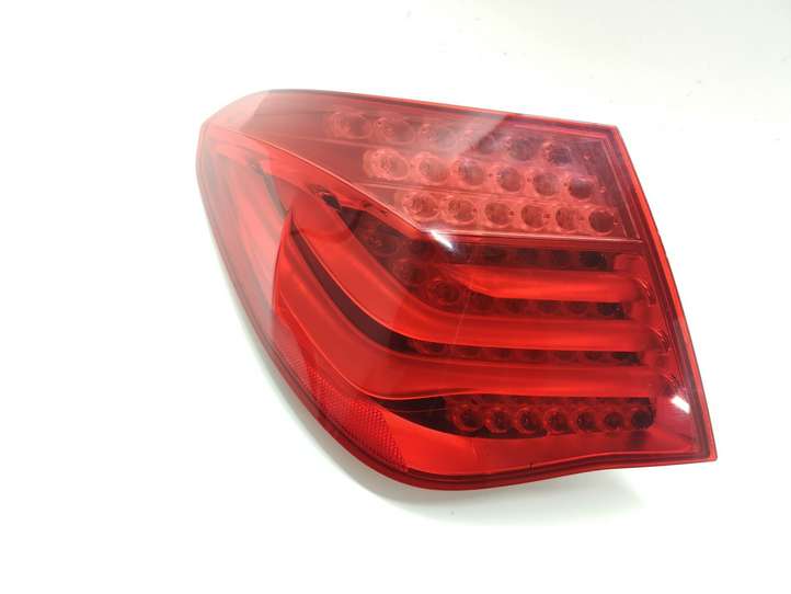 BMW 7 F01 F02 F03 F04 (2008 - 2016)  7182201 Задний фонарь в кузове