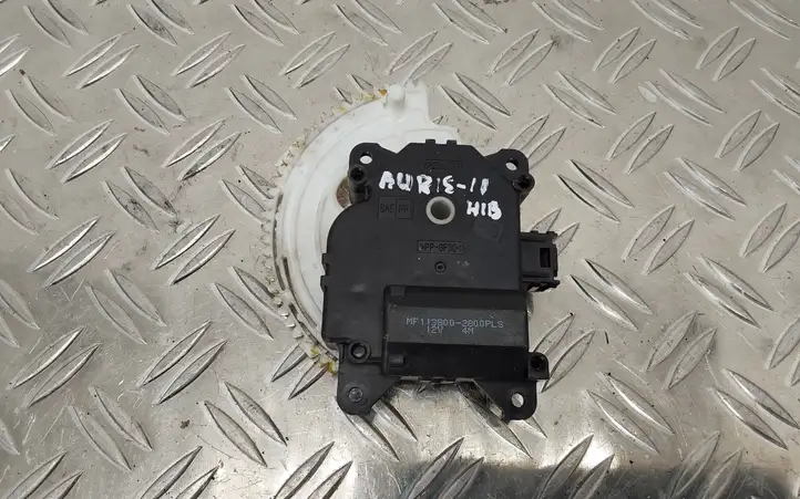Toyota Auris 150 (2006 - 2012) 1138002800 Двигатель задвижки потока воздуха — фото 2