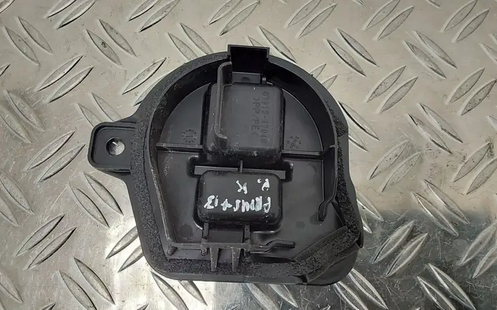 Toyota Prius+ (ZVW40) (2011 - 2018) 8791247040 Прочие детали салона — фото 2