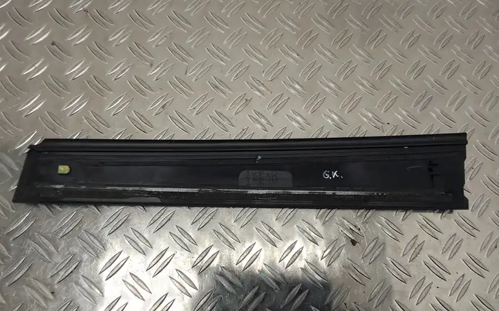 Toyota Prius+ (ZVW40) (2011 - 2018) 75762030 Прочие внешние детали — фото 3