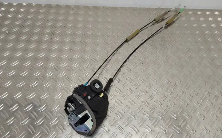 Toyota Prius+ (ZVW40) (2011 - 2018) 2071402 Замок задней двери — фото 3