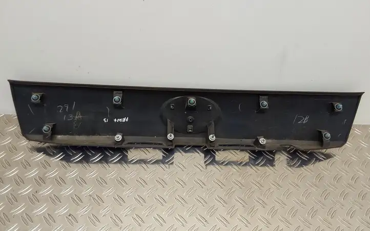 Toyota Prius+ (ZVW40) (2011 - 2018) 7680147090 Подсветка номера — фото 3
