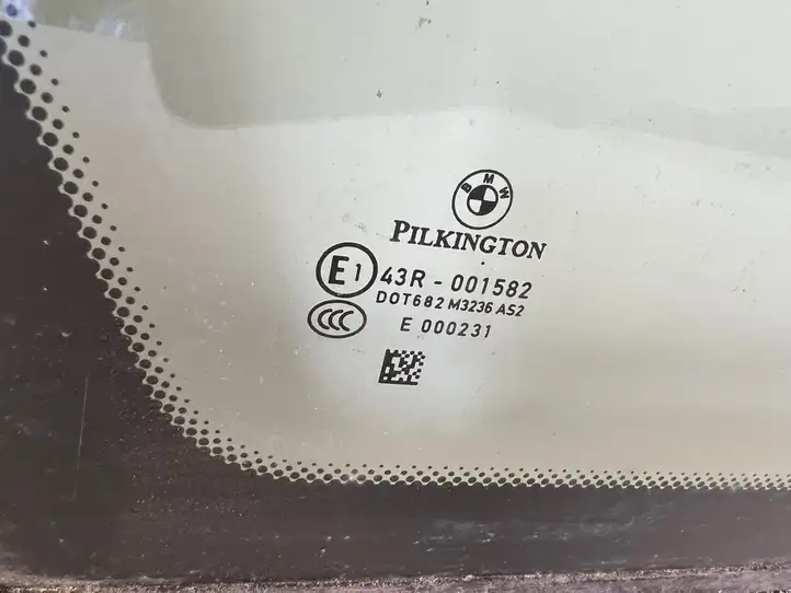 BMW 3 E90 E91 (2005 - 2012) 43R001582 Заднее боковое стекло — фото 2