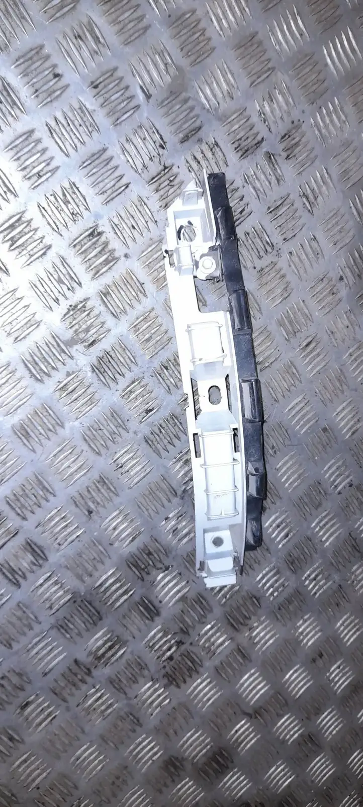 BMW 7 E65 E66 (2001 - 2008) 7123797 Кронштейн заднего бампера — фото 2