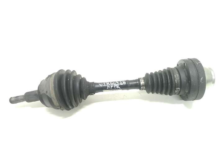 Volkswagen Touareg I (2002 - 2010)  7L6407271D Передняя полуось