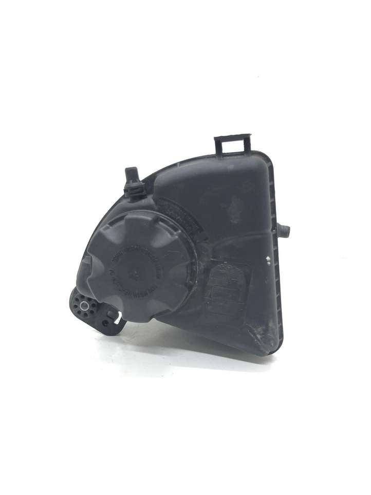 BMW 7 F01 F02 F03 F04 (2008 - 2016)  17137601948 Расширительный бачок охлаждающей жидкости