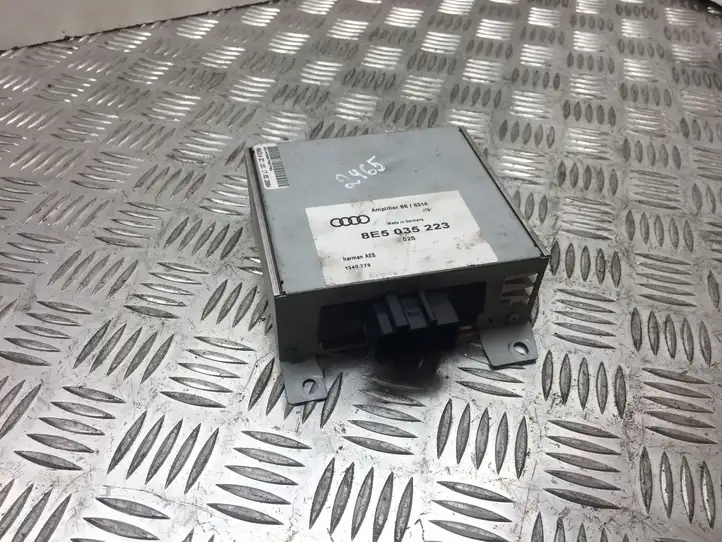 Audi A4 S4 B6 8E 8H (2000 - 2006) 8E5035223 Усилитель звука — фото 1