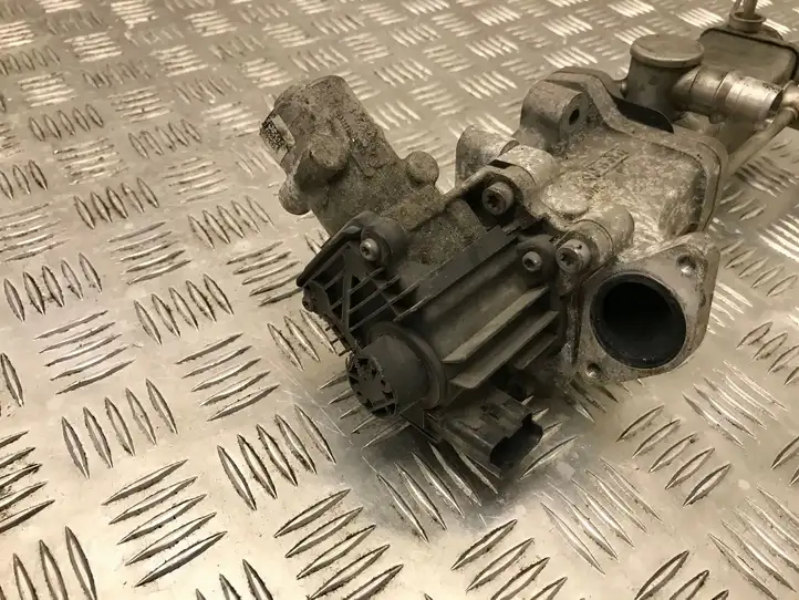 Land Rover Freelander 2 - LR2 (2006 - 2010) 965857028002 Охладитель клапана EGR — фото 4