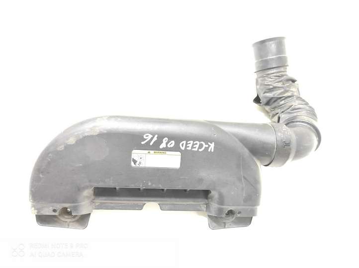 Kia Ceed (2006 - 2010)  282121H000 Деталь (детали) канала забора воздуха