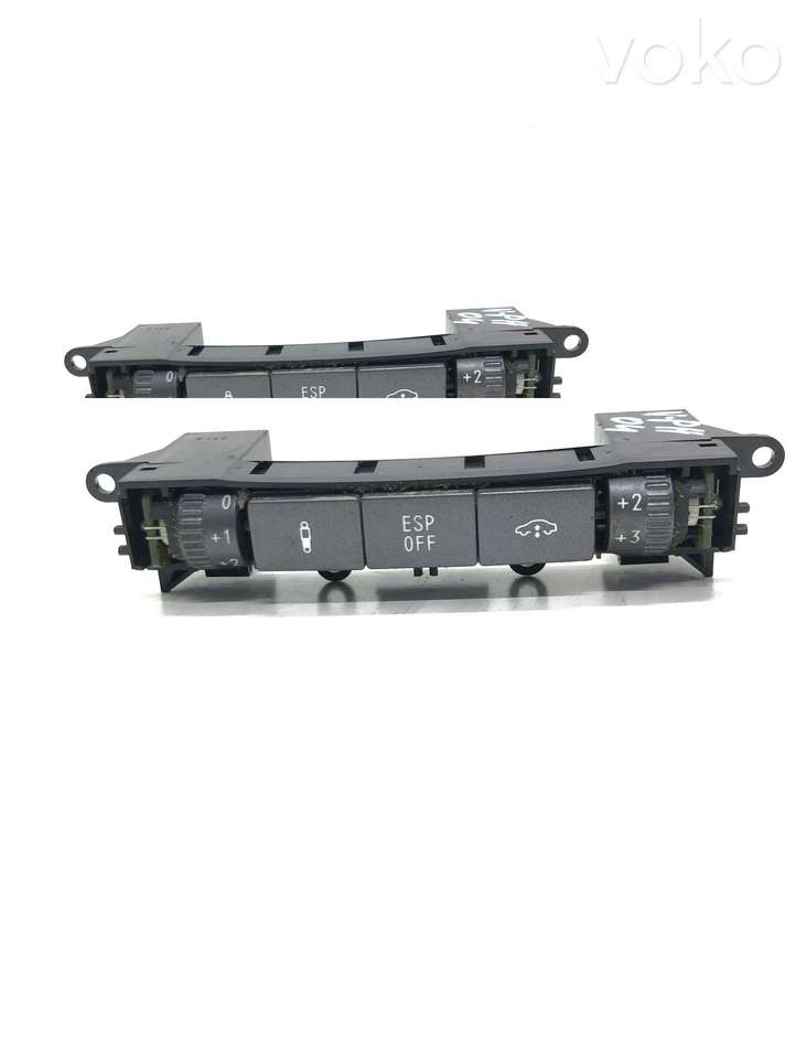 Volkswagen Phaeton (2002 - 2008)  3D0959676 Мултифункционный включатель управления / ручка