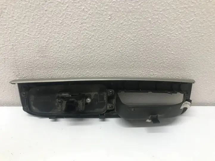 Volvo V50 (2004 - 2008) 8663815 Кнопка стеклоподъемников — фото 7
