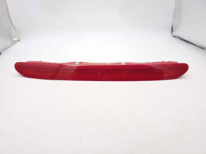 Volkswagen Tiguan (2007 - 2011)  1K6945097A Дополнительный стоп фонарь