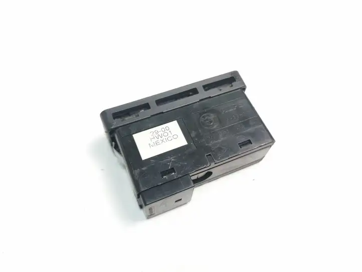 BMW 3 E46 (1998 - 2005) 8368920 Включатель аварийных фонарей — фото 3