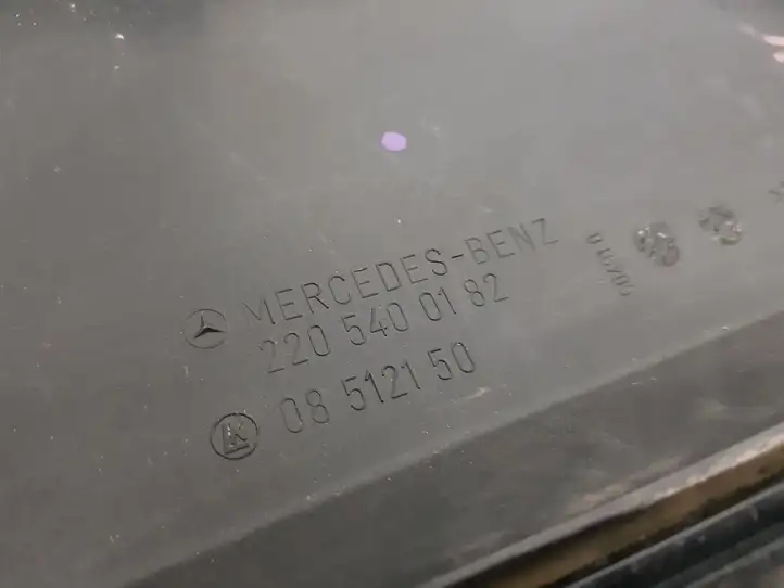 Mercedes-Benz S W220 (1998 - 2006) 2205400182 Крышка ящика предохранителей — фото 2