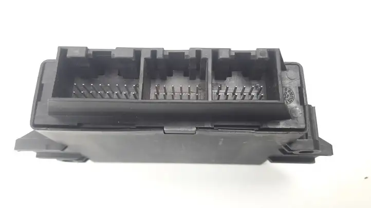 Audi A6 S6 C6 4F (2004 - 2008) 4F0919283J Блок управления парктрониками — фото 2