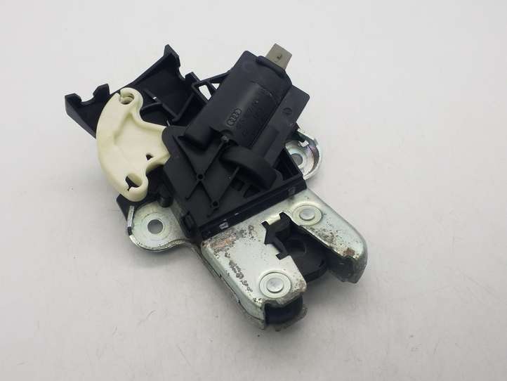 Audi A8 (2005 - 2007)  4F5827505D Замок задней крышки